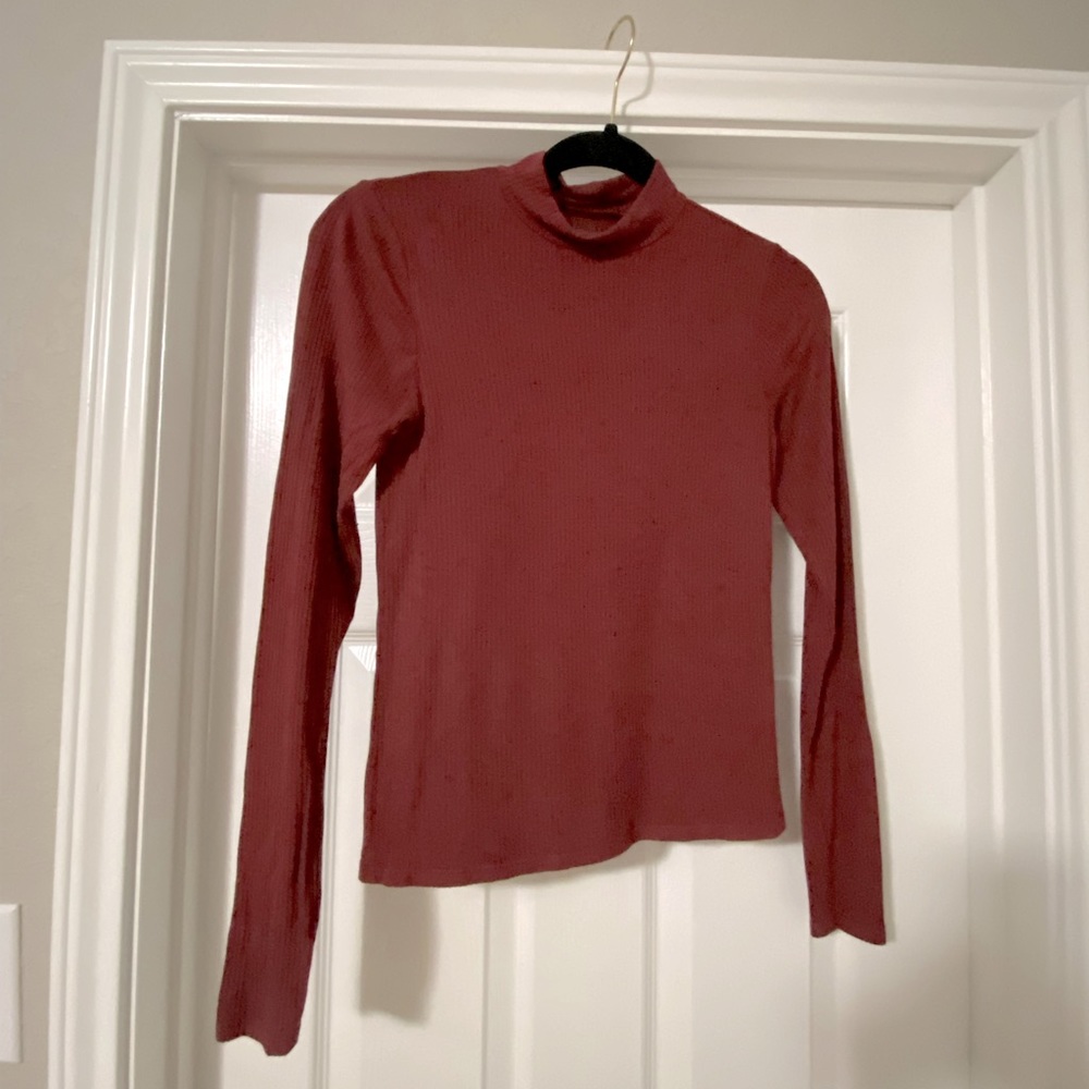 American Eagle Long Sleeve